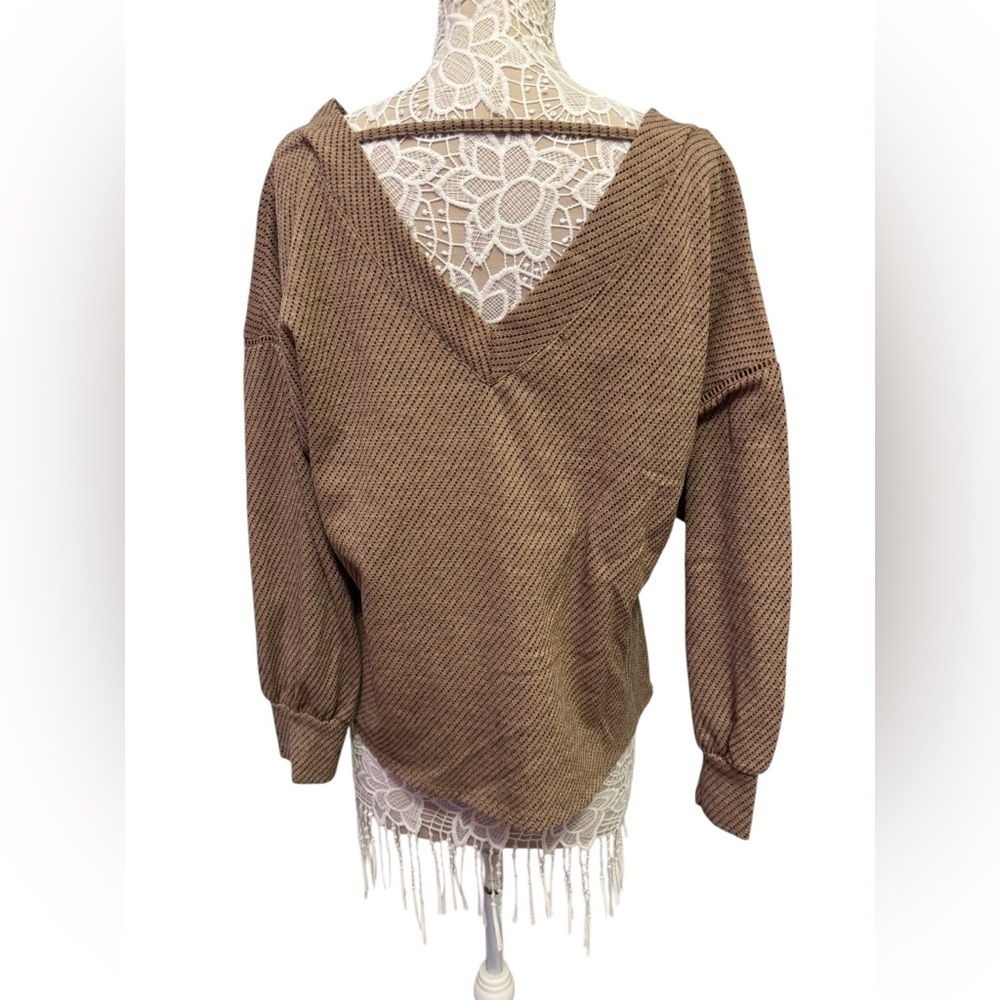 Maurices Brown Textured Long Sleeve Top - Picture 2 of 8